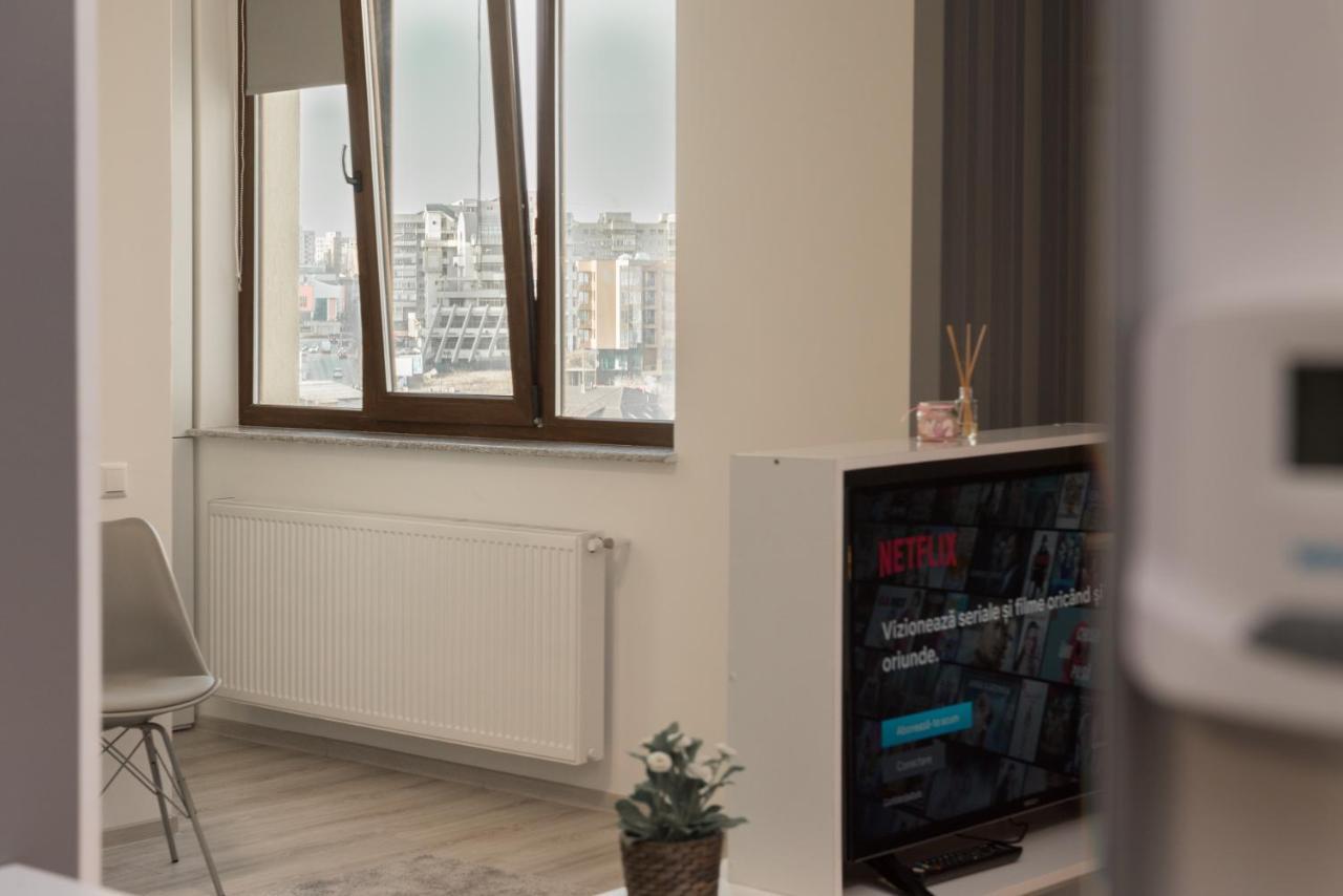 The Chic Minimalist - Apartment Iasi Eksteriør bilde